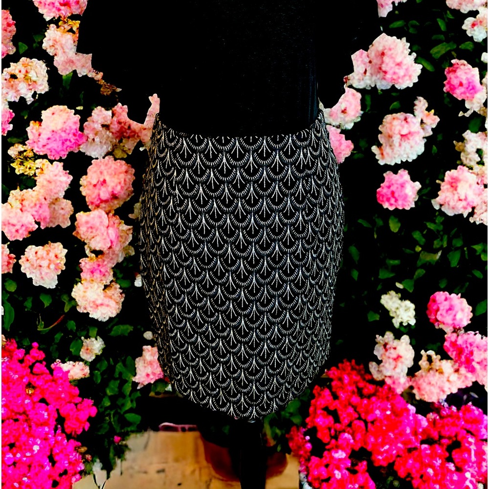 NWT Black & Gold skirt